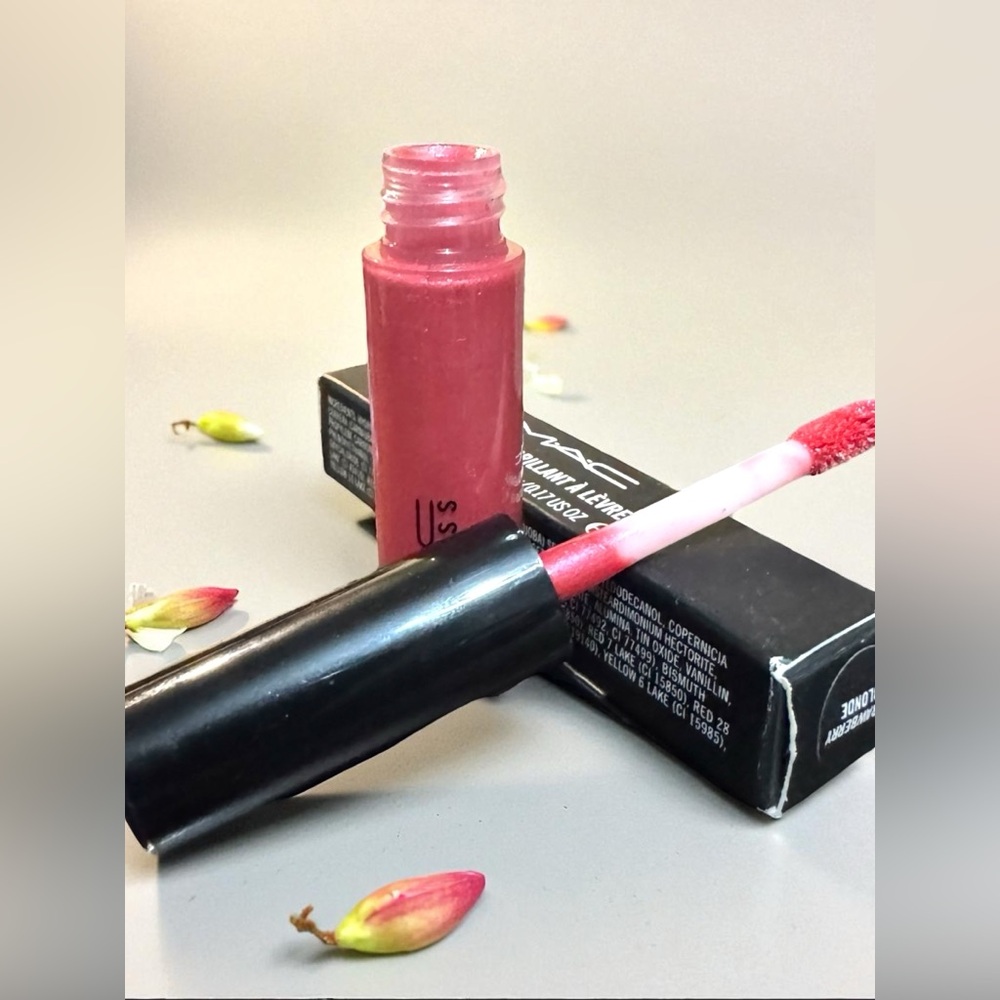 MAC STRAWBERRY BLONDE LIPGLASS. LIMITED EDITION. NEW IN BOX. - Picture 8 of 11
